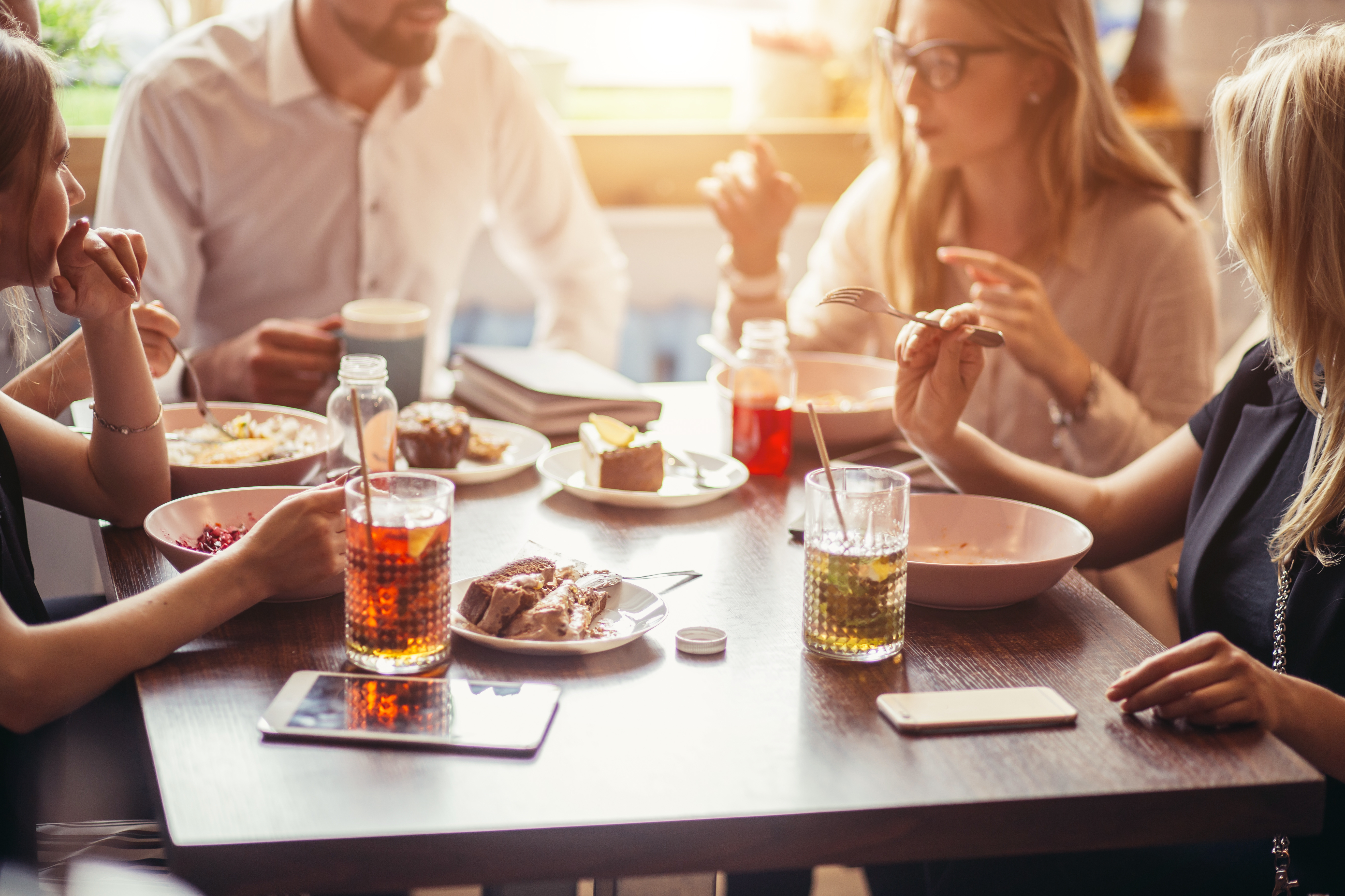 The Guide to Hosting a Business Lunch (or Dinner)